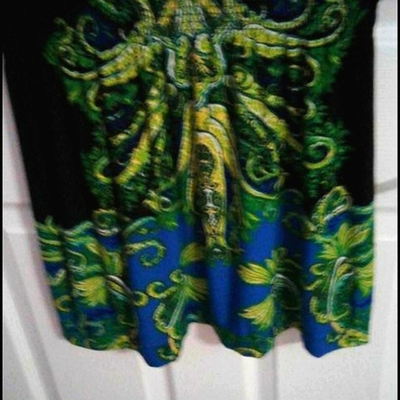 New Directions Boho Black & Green Medallion Print Flowy Jersey Mini Dress - Picture 3 of 7